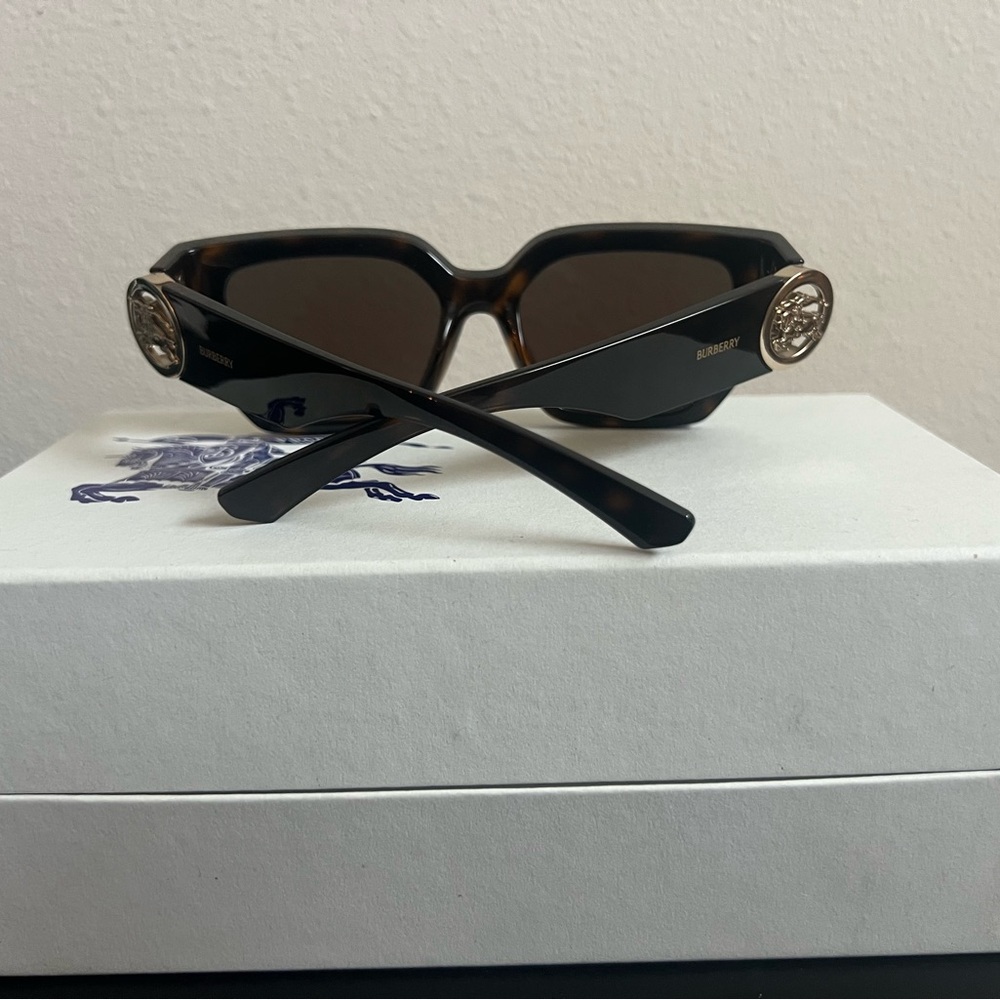 Burberry Sunglasses - Picture 7 of 14